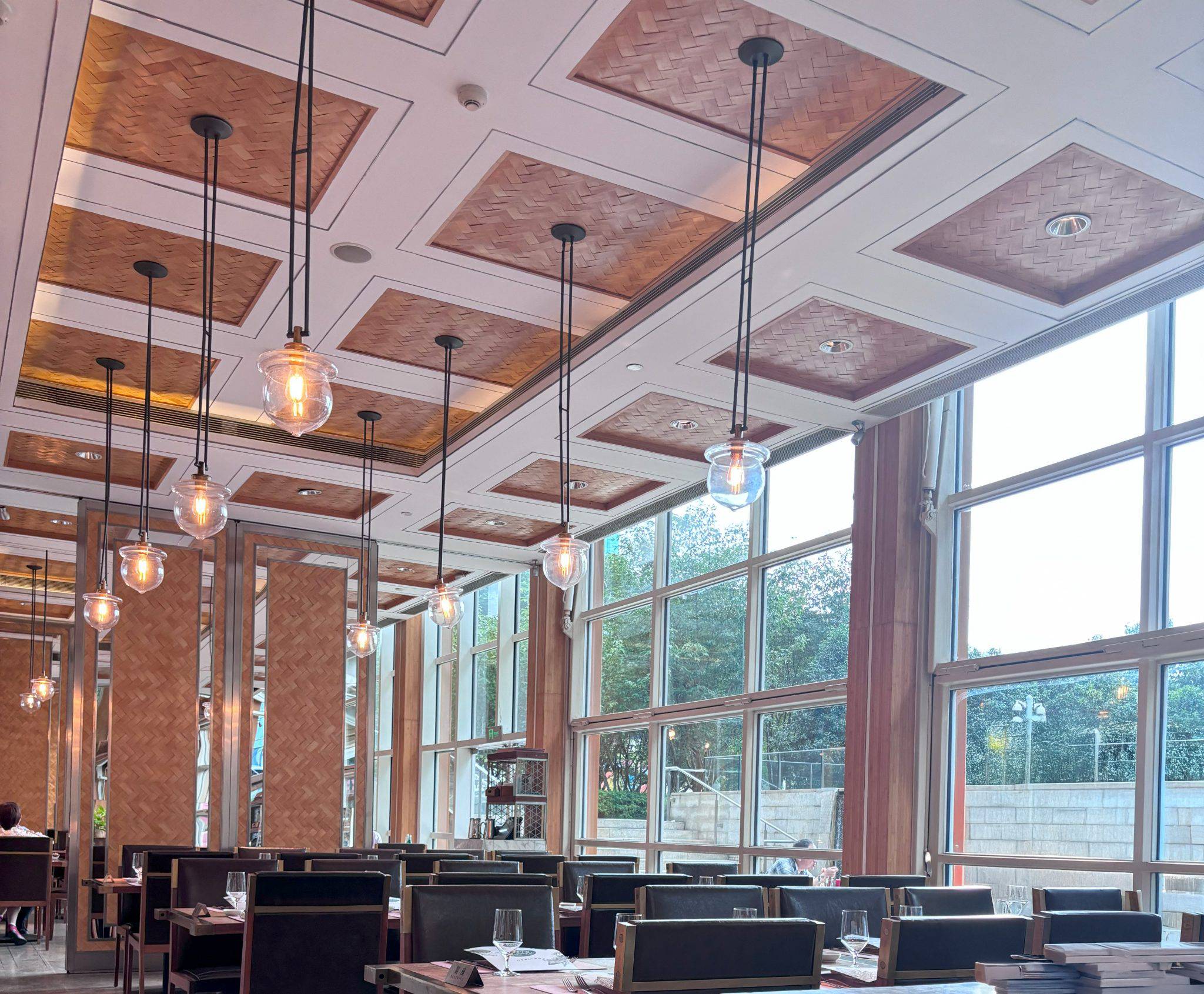 Calypso Restaurant & Lounge