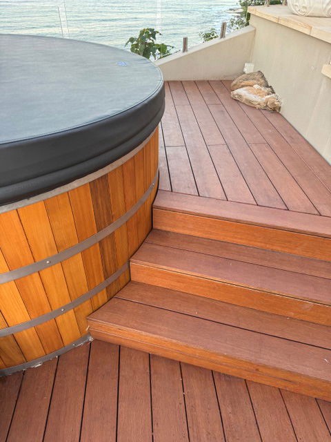 Elegant Newport Design with Indeckrity® Decking