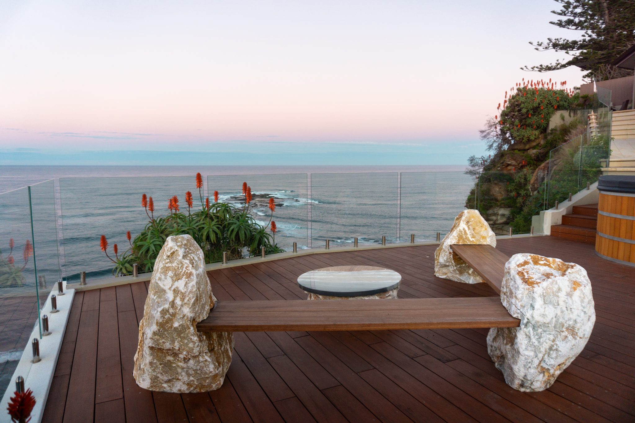 Elegant Newport Design with Indeckrity® Decking