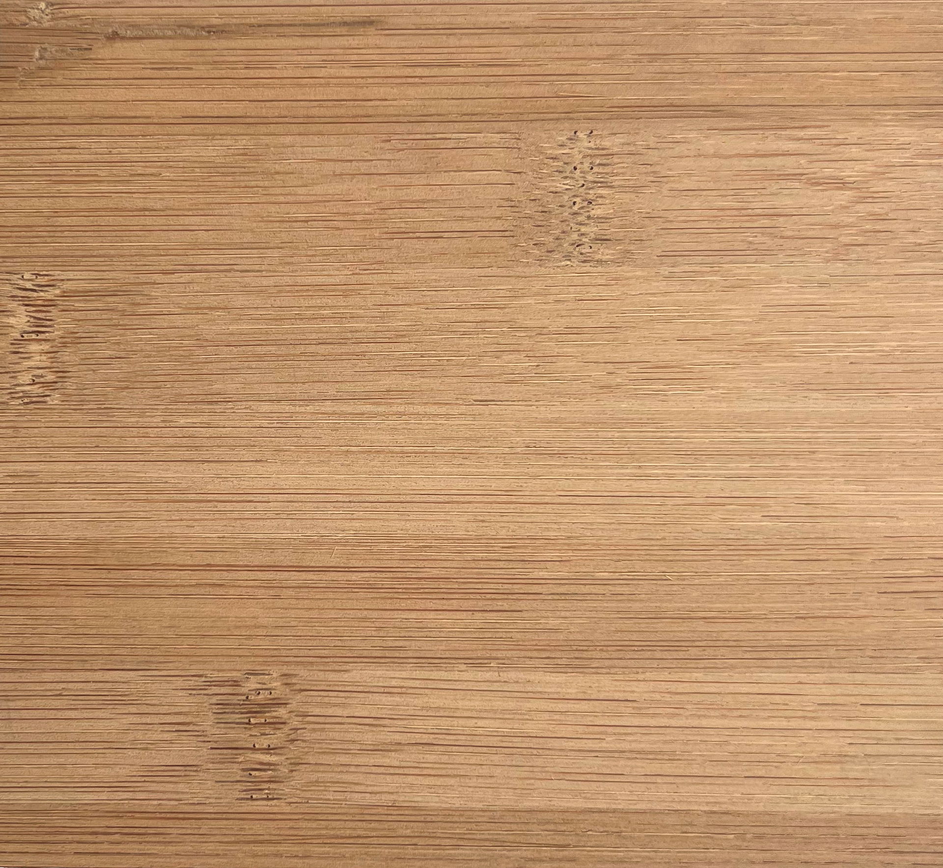 Horizontal Dark Carbiniused Veneer